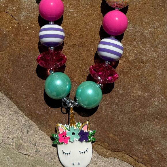 Unicorn pastel colored bubble gum necklace EUC - Picture 8 of 8
